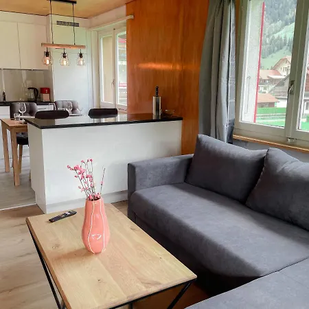 公寓 Swiss Alps 坎德施泰格